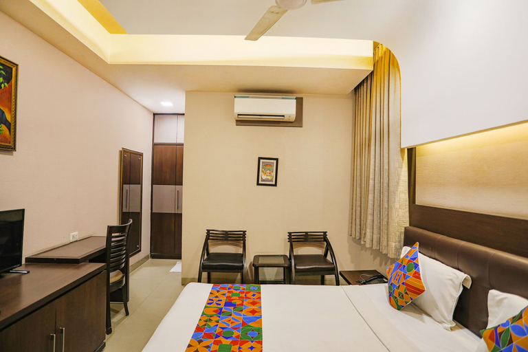 Bedroom 2, FabHotel Pine Tree, Gautam Buddha Nagar