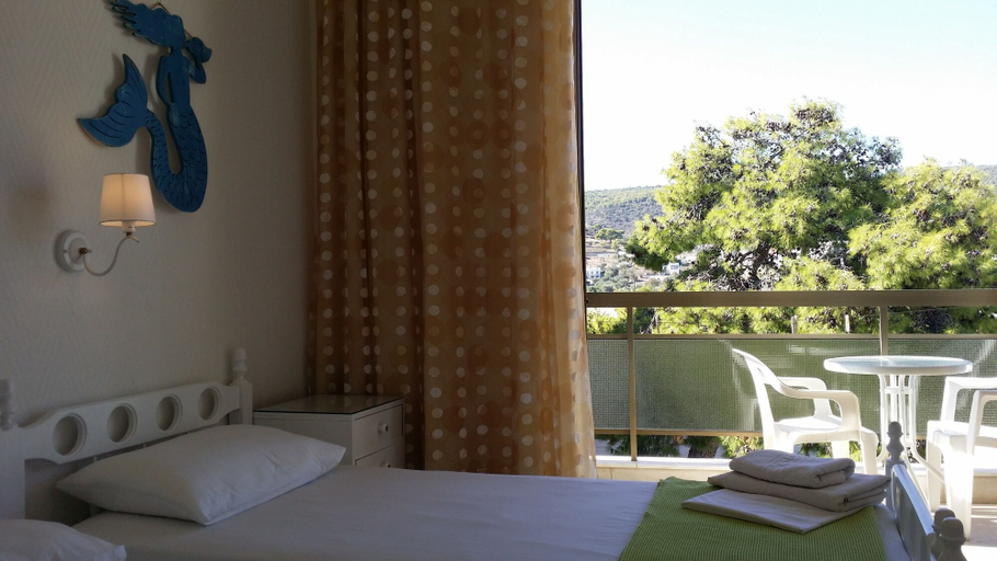 Bedroom 2, Hotel Rachel, Attica