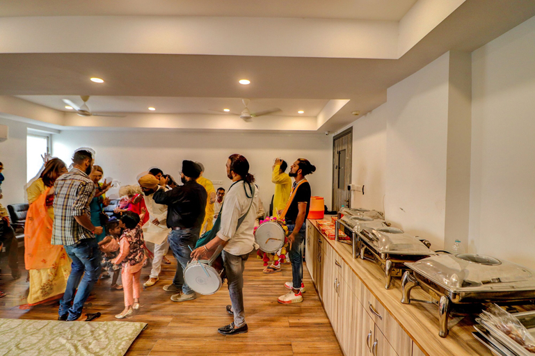 Food & Drinks 5, FabHotel Kirti Nagar New Delhi, Delhi