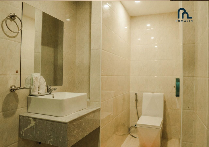 Bathroom 4, Oudomsouk Guesthouse , Luang Prabang