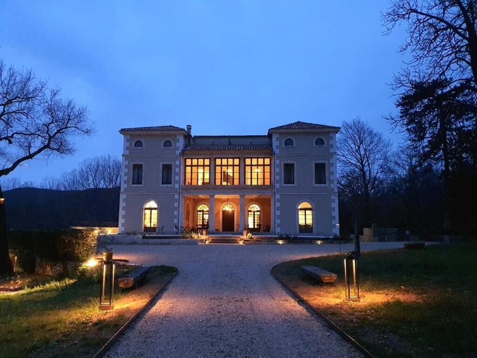 Exterior & Views 2, Hôtel Villa Walbaum, Ardèche