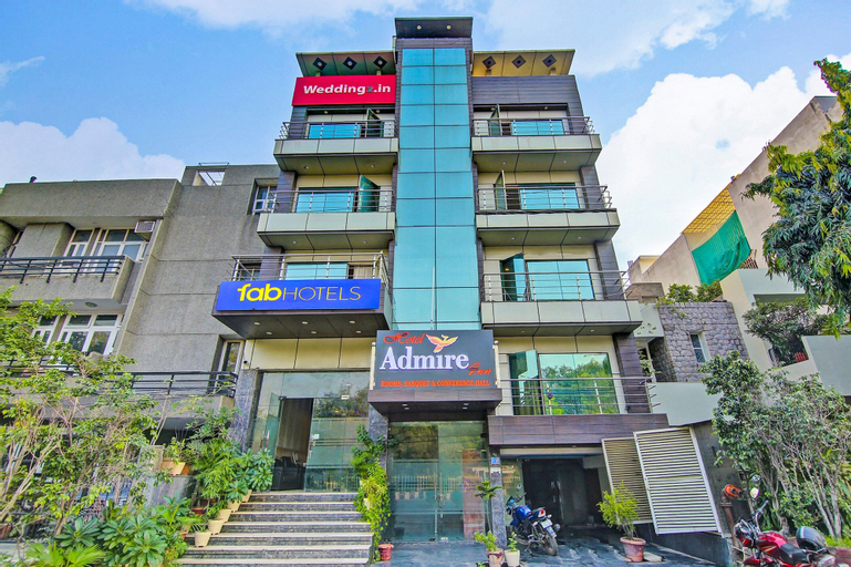 Fabhotel Admire Suites, West