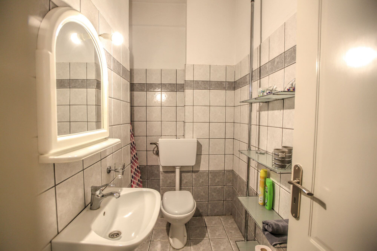 Bathroom 4, Grand Meteora Central Luxury Apartment, Thessaly