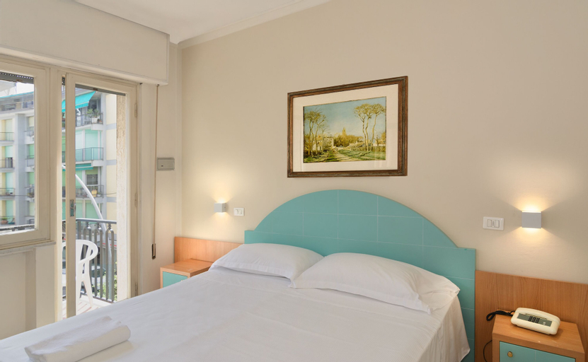 Bedroom 12