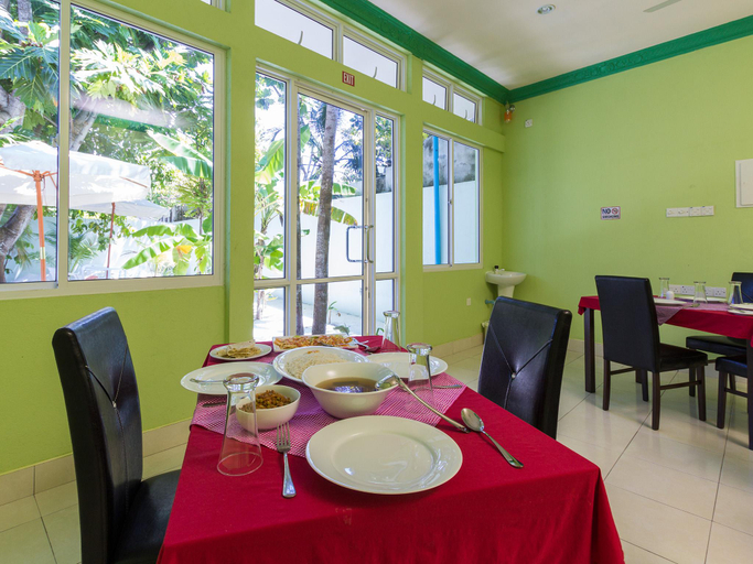 Food & Drinks 5, Feridhoo Inn, North Ari Atoll