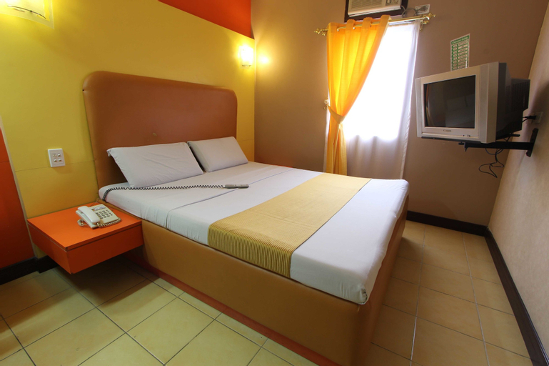 Bedroom 30