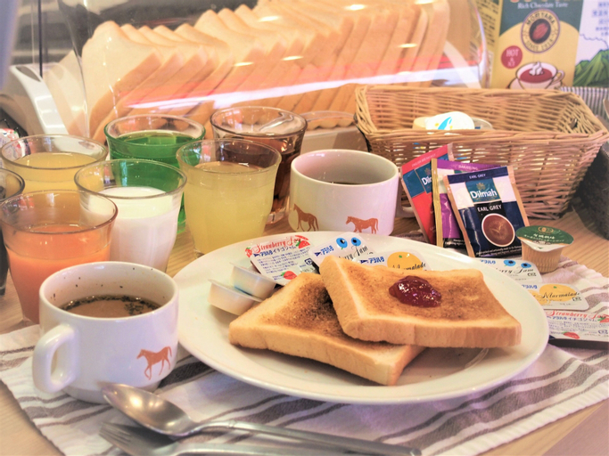 Food & Drinks