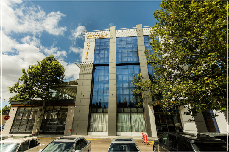 Exterior & Views 2, Premium Hotel, Samux