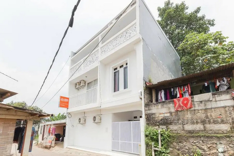 Exterior & Views 2, KoolKost Syariah near Bintaro Jaya Xchange, South Tangerang
