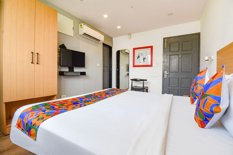 Bedroom 2, FabHotel Alpha Center, Pune