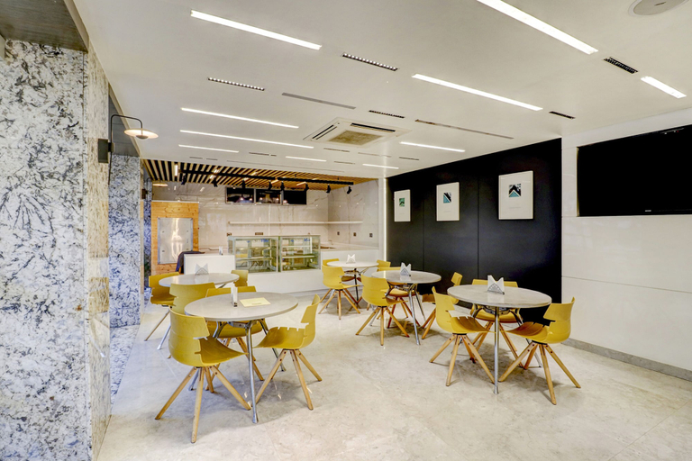 Food & Drinks 5, Fabhotel Prime Oasis Blue, Bhopal