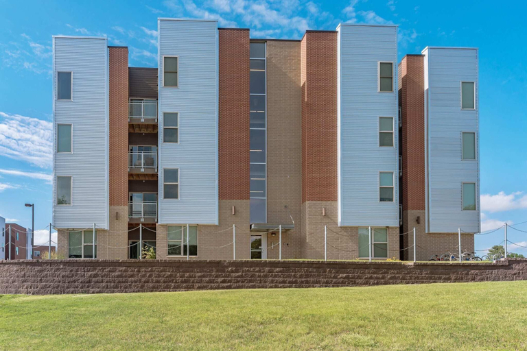 Exterior, Spacious 2BR Suite W/patio Near Iowa State, Story