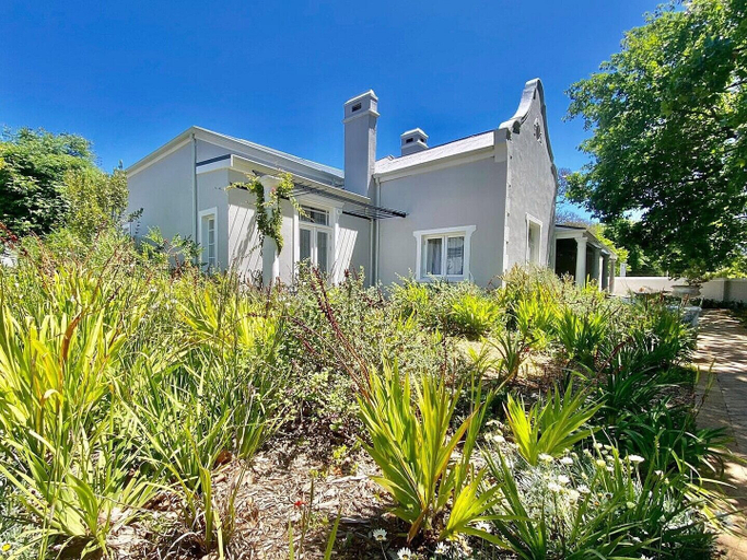 Exterior & Views 2, Banhoek Corner Guesthouse, Cape Winelands