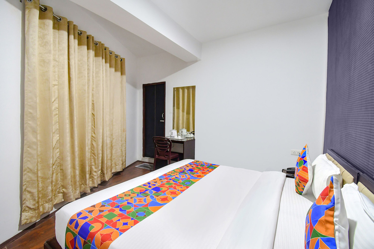 Bedroom 2, Fabhotel Snoopy, East Sikkim