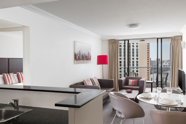 Dining Room 18