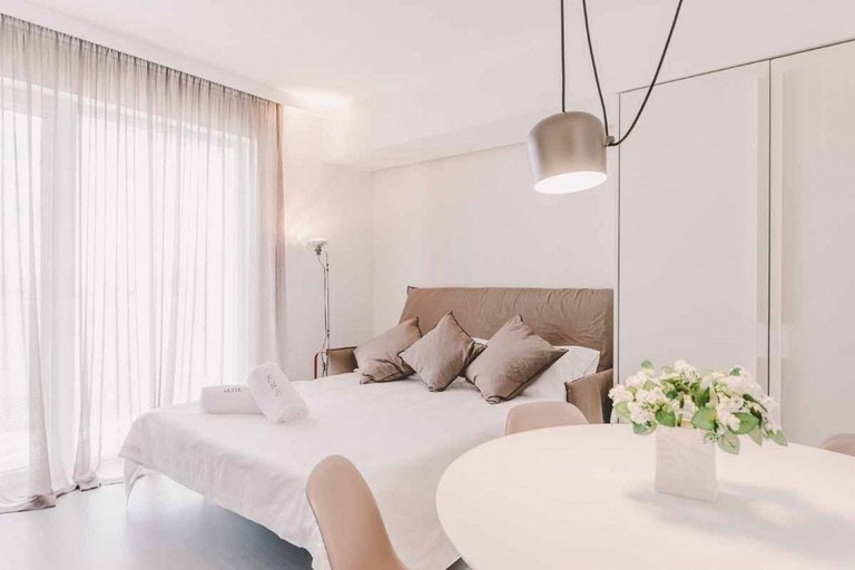 Bedroom 3, Suite 10 - Home, Design & Spa, Bari