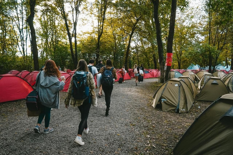 Others 5, Oktoberfest On A Budget Camping, München