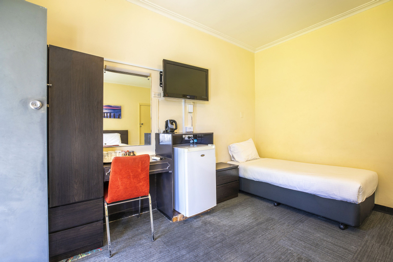 Bedroom 8