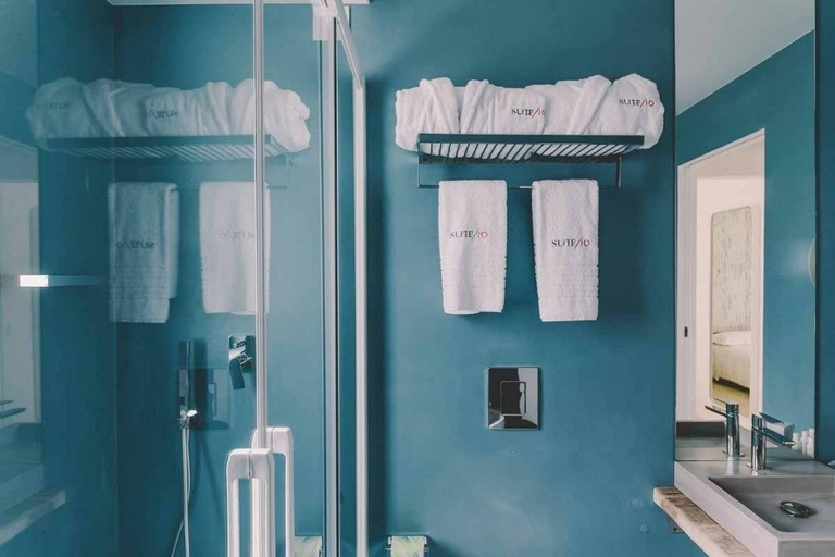 Bathroom 5, Suite 10 - Home, Design & Spa, Bari