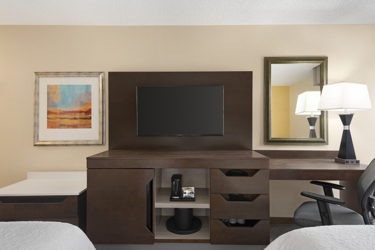 Bedroom 4, Hampton Inn Youngstown/Boardman, Mahoning