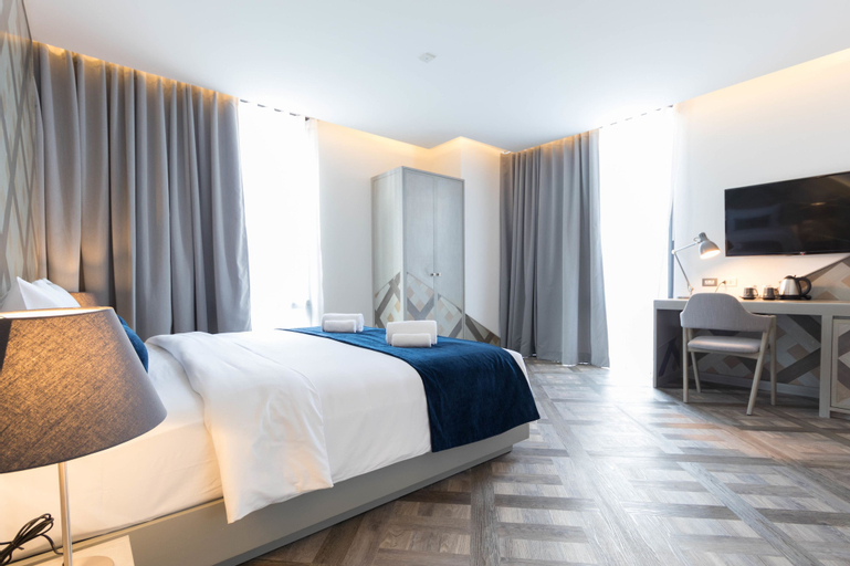 Bedroom 24