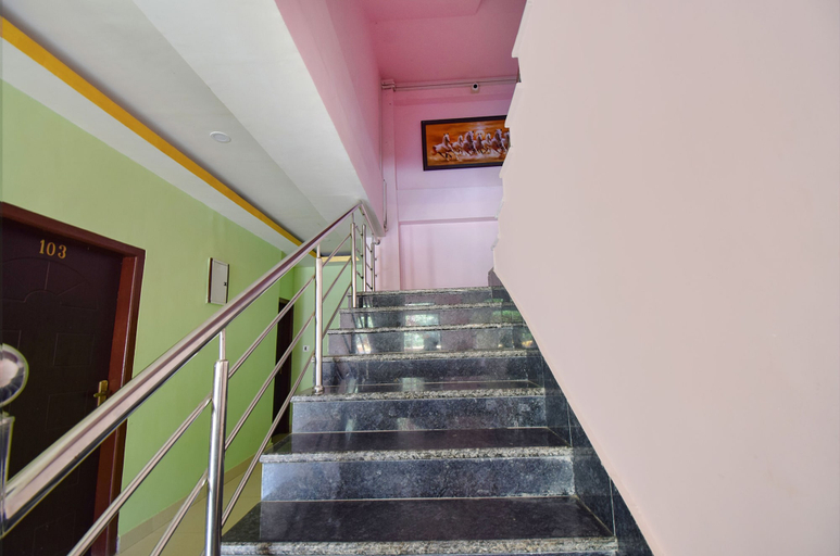 Others 5, Fabhotel Knight Airways, Kamrup