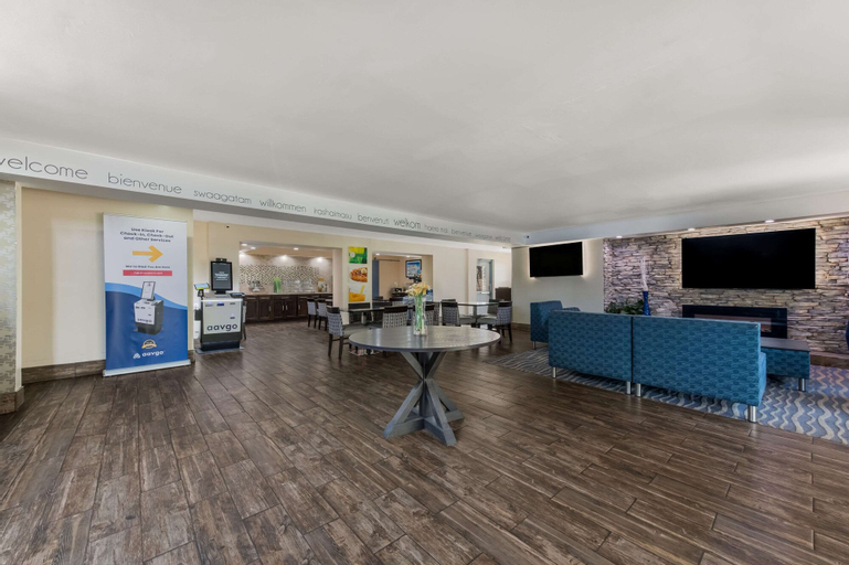Quality Inn & Suites Airport, Mecklenburg