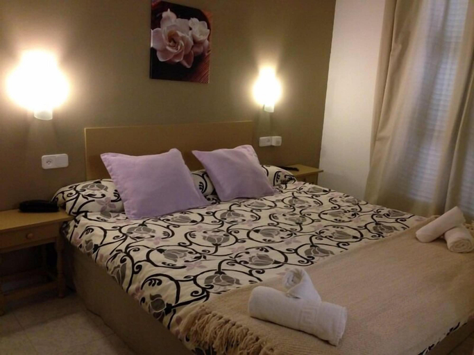 Bedroom 5, Hotel Balear, Baleares
