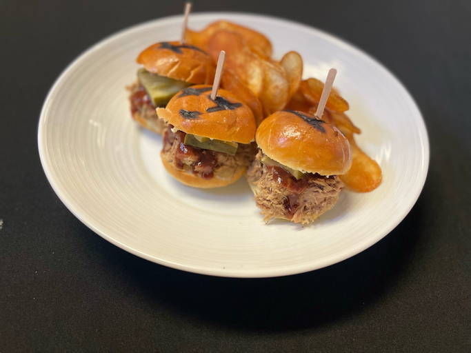 Food & Drinks 16