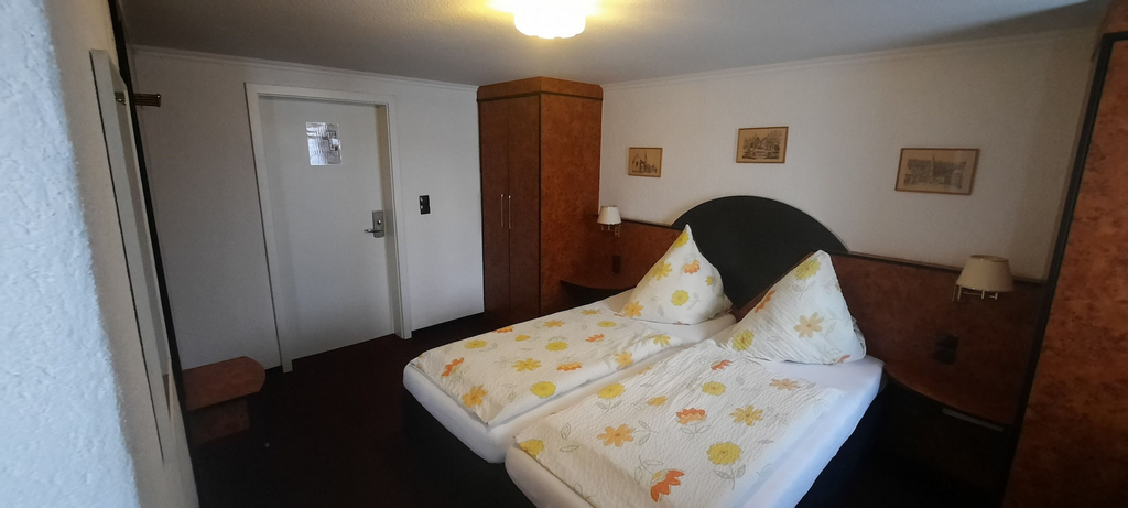Bedroom 9