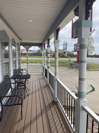Exterior & Views 4, Branson Victorian Inn, Taney
