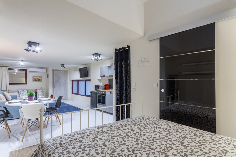 Bedroom 3, A Gift in the Heart of Monastiraki A, Attica