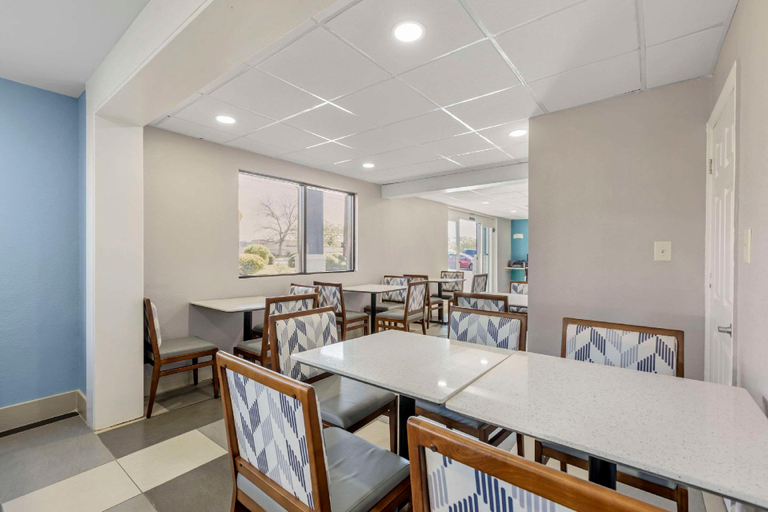 Food & Drinks 4, Quality Inn Newberry, Newberry