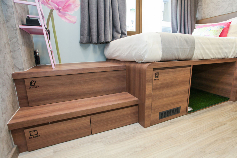 Bedroom 6