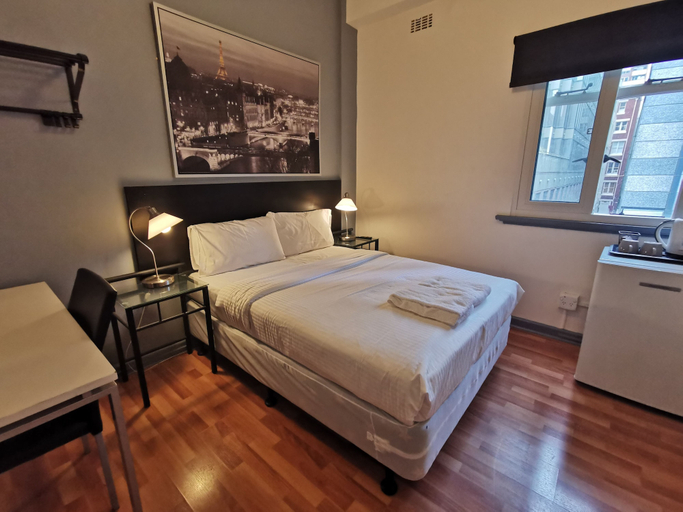 Bedroom 3, City Centre Budget Hotel, Melbourne