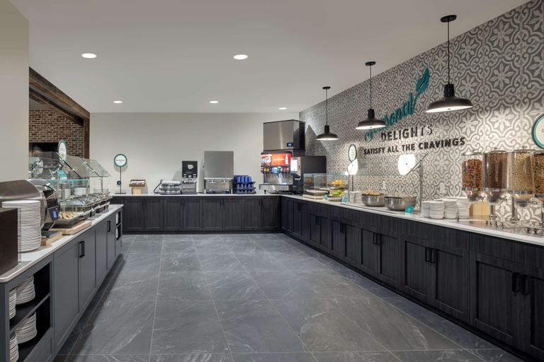 Food & Drinks 5, Embassy Suites by Hilton Bowling Green, Warren