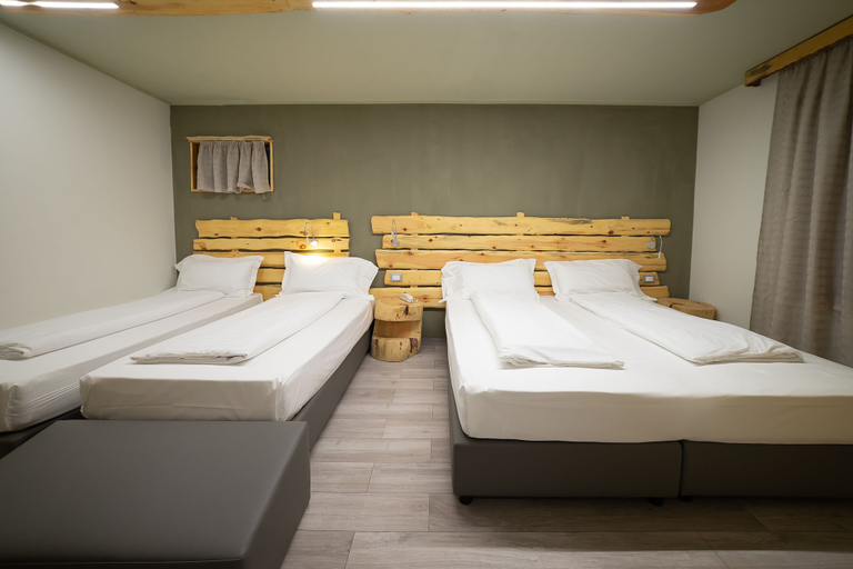 Bedroom 5, Chalet Margoni, Trento