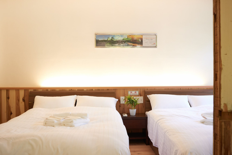 Bedroom 2, The Railway Hotel Koyasan Pilgrimage Railway, Kudoyama