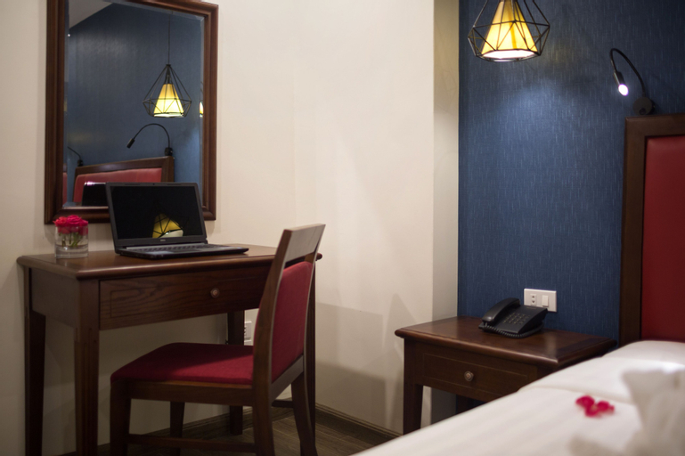 Bedroom 16