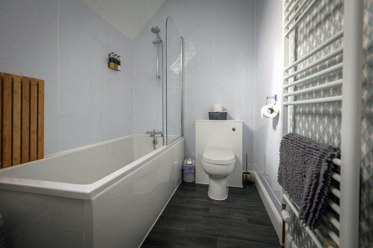 Bathroom 4, Charming Townhouse On North Coast 500 Route, Wick, Highland