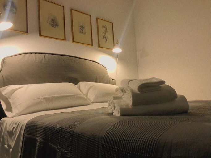 Bedroom 3, Torre Tresca 2, Bari