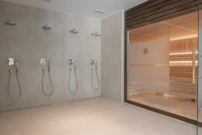 Bathroom 5, Valamar Meteor Hotel, Makarska