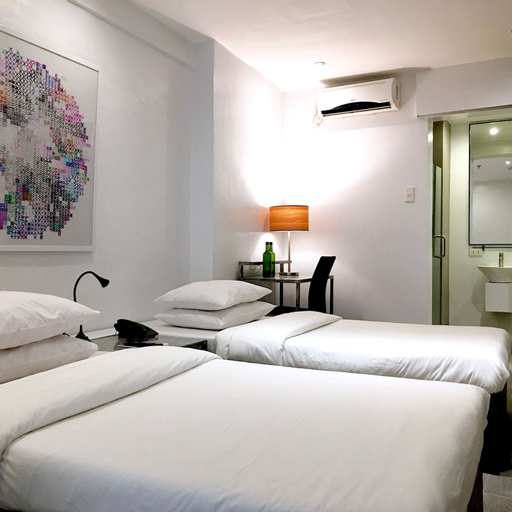 Bedroom 13