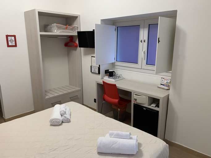 Bedroom 26