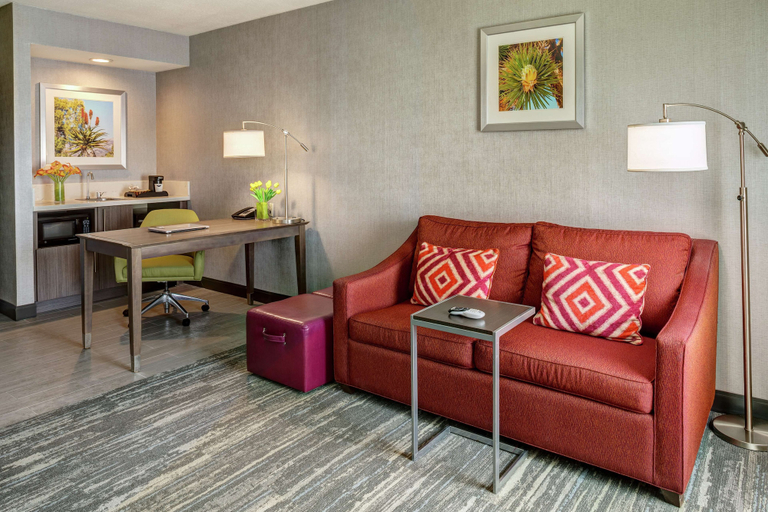 Others 5, Hampton Inn & Suites Palm Desert, Riverside