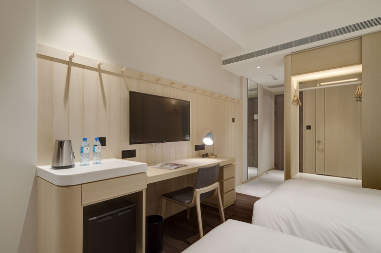 Bedroom 22