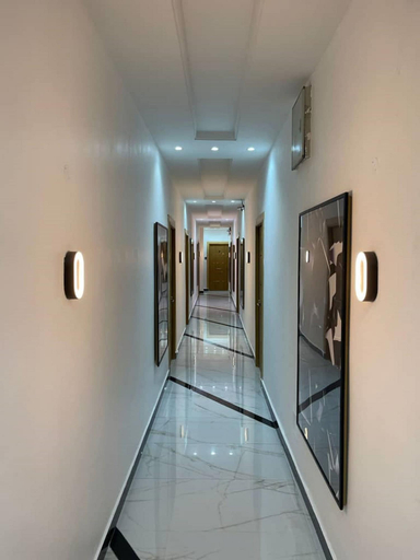 Others 5, HOTEL LOS REYES, Oredo Edo