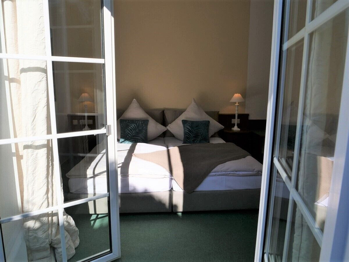 Bedroom 3, Privathotel Bremer, Rheinisch-Bergischer Kreis
