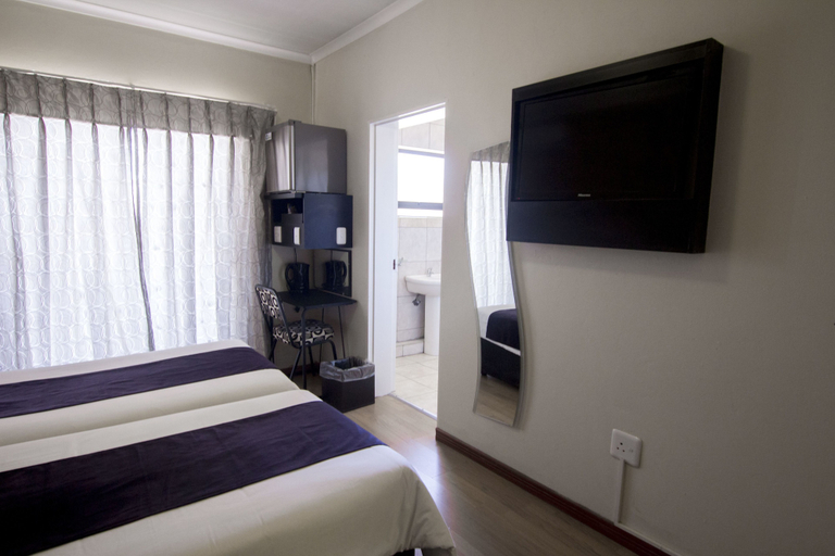 Bedroom 2, Scenery Guesthouse Maqalika