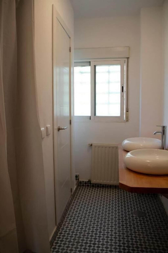 Bathroom 3, Real Beds Madrid, Madrid